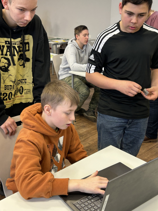 img_2803.jpg img_2803.jpg