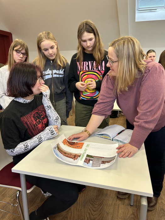 img_2823.jpg img_2823.jpg